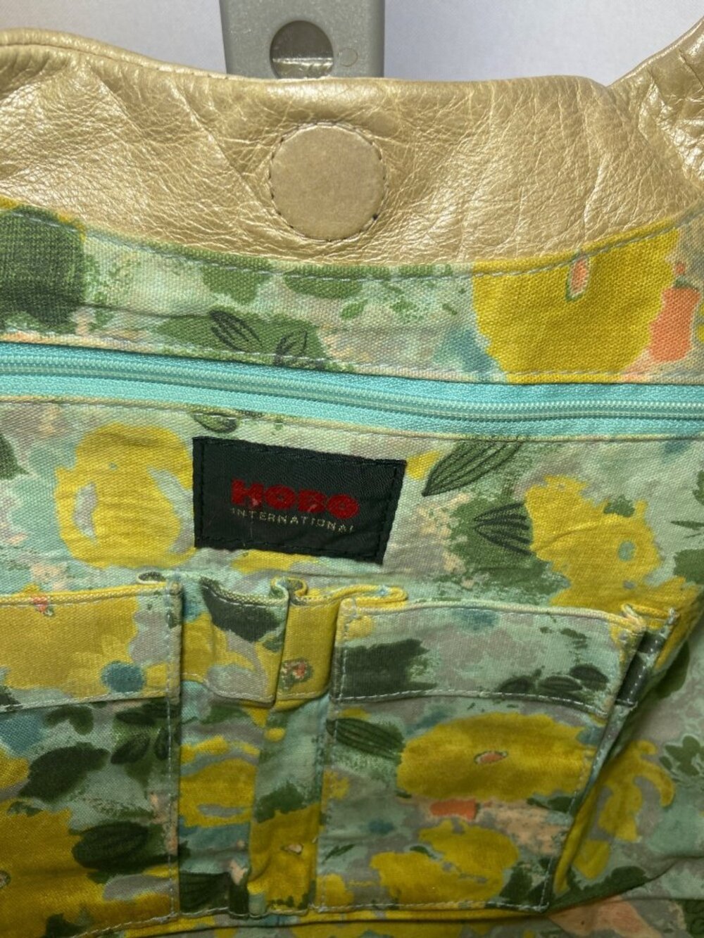 Hobo International Sheila Metallic Gold Crackle Leather Shoulder Bag Hobo - Picture 9 of 12